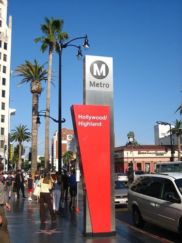 gayweho:  WeHo will test free shuttle to MTA’s Hollywood/Highland stop. @WeHoVille