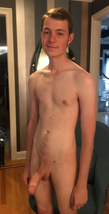 imlookin4modelny:  I found this kid on craigslist in the m4w section  hes a 21 yo virgin thats never even been blown by a girl.  his cock is 8x6  HUGE  he certainly oesnt mind showing it off or getting naked in his car.  im surprised some girl hasnt