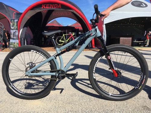 strange-measure: Product: The ALL NEW Haro Bikes Thread Slope Bike and Dirt Jumper