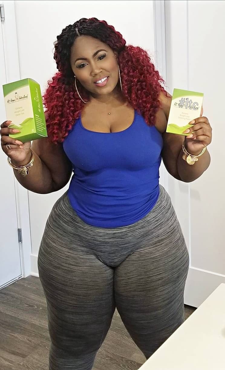 bettercallsaulbb: addicted2curvez:  #lovethemcurvez #oneofthesexiextwomenontheplanet