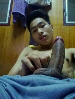 thanakornlim:  Thai boy