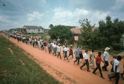 lostinurbanism: “Dozens of civil rights marchers walk into the outskirts of Philadelphia, Miss