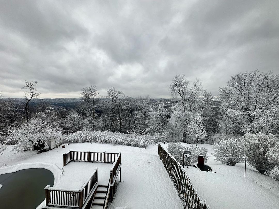 Winter back in western Pennsylvania. I do not miss the snow here in D.C.
https://www.instagram.com/p/Cn3RP_vtAfL/?igshid=NGJjMDIxMWI=