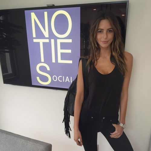 Porn Stopped by to see my agents at @notiesmgmt photos