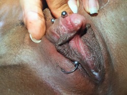 lippypussy:  Huge erect clit sided with a