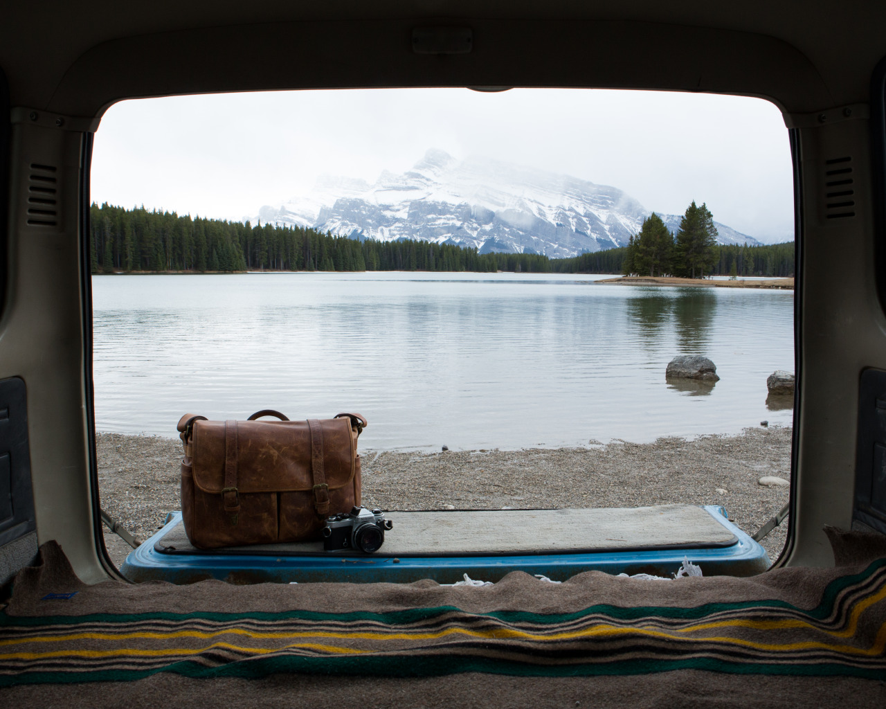 forrestmankins:  Hanging out in Banff last week. Nap time with ONA.
