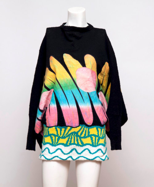 tokyo-fashion:  1980s kimono sleeve sweater by Japanese designer Kansai Yamamoto.