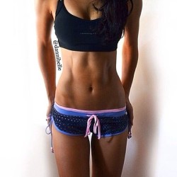 fitgymbabe:  From Instagram: motivationforsquats