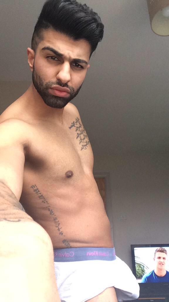 Hot Male Celebs In Underwear