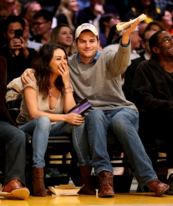 daily&ndash;celebs:  12/19/14 - Mila Kunis + Ashton Kutcher at the Lakers Basket Ball Game.