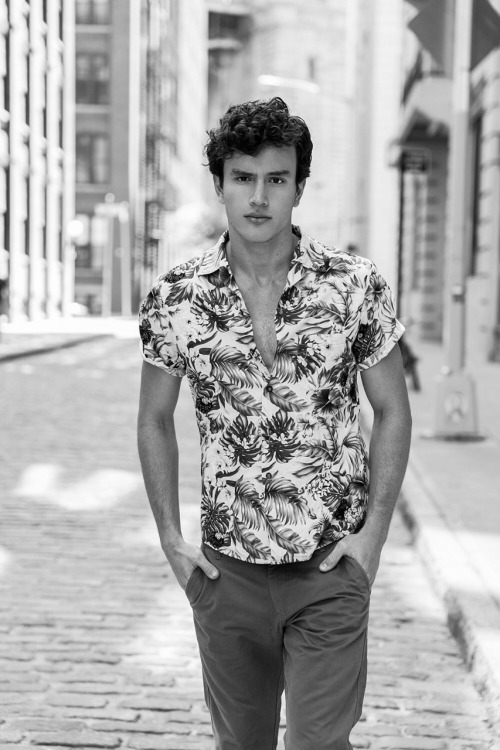 bambam62:  William Moncada by Juan Neira