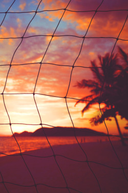 wavemotions:  Sunset fishing net