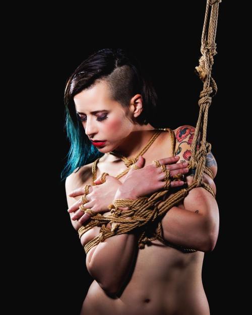 thelaceserpent: Another image from my shoot with @the_silence_photographer. #shibarimodel #shibariar