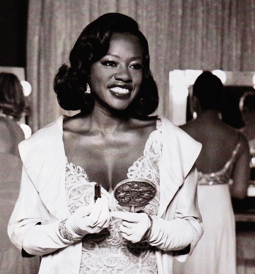 rainbowselfies: Viola Davis photographed by Sam Jones for Entertainment Weekly