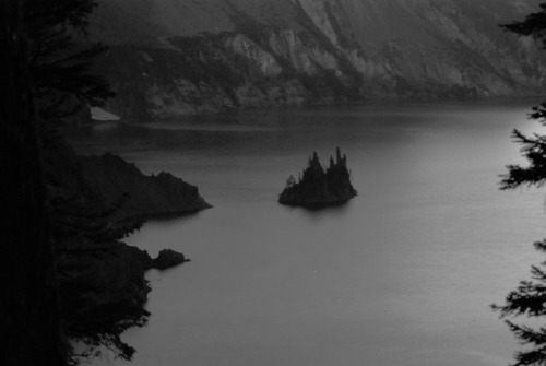 adventurous-watermelon:Crater Lake is an incredible place. One of the High Cascades’ numerous strato