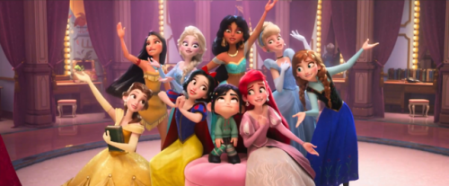 More scenes of the Disney Princesses from Ralph Breaks the Internet.https://www.youtube.com/watch?v=