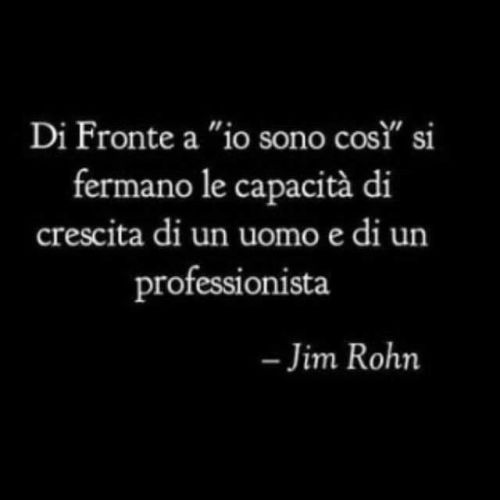 #Facebook “La frase più sciocca che una persona possa dire o pensare è la seguente:
"lo sono così e non posso farci niente”.
Omar Falworth"
Lo dicono anche tante donne, … Lasciamo stare, discorso che verrebbe lungo ed antipatico … #ChiHaOrecchi …...