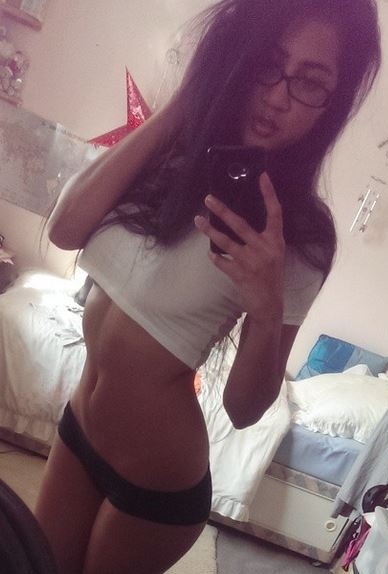 thairishprincess:  My body looks weird, but I liked my face, so yesh! 