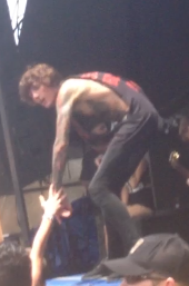 oli is beautiful ugh