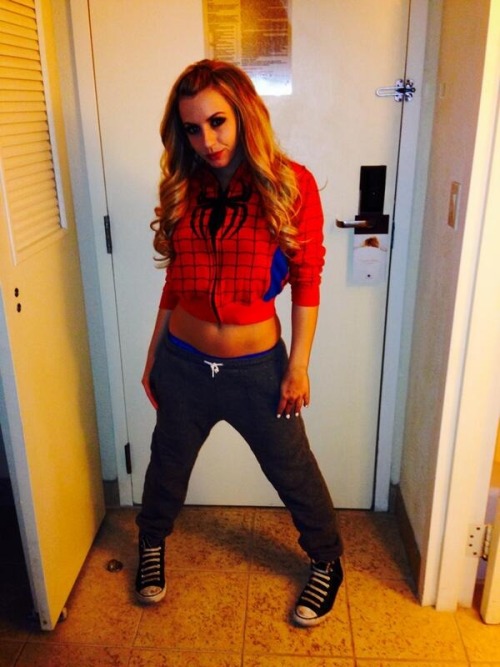 nerdpr0n116:Lexi Belle