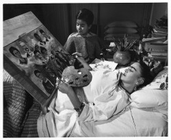 old-school-fools:  Frida Kahlo painting while