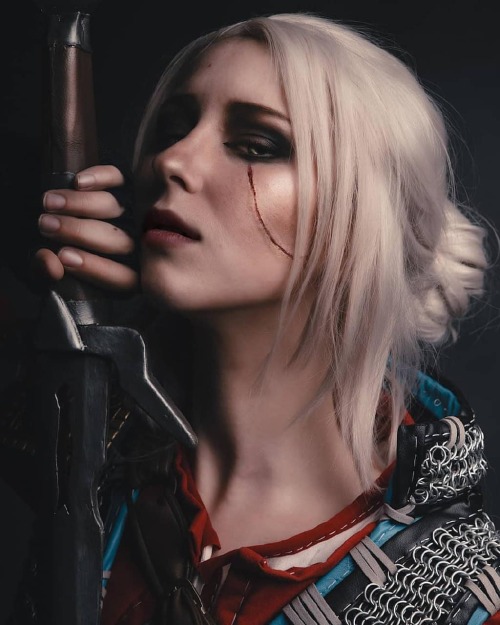 Ciri: @alice.loneunicorn Photographer: @samueljuarezcom . . . . . . #Цири #Witcher #WildHunt #Fantas