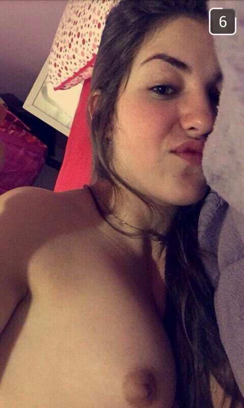 garotasdosnap7:  #MuitoGostosa Mandem suas fotos 📷 no snap garotasdosnap7 😈👻
