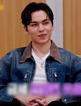 Professional Reactor Chwe Hansol
