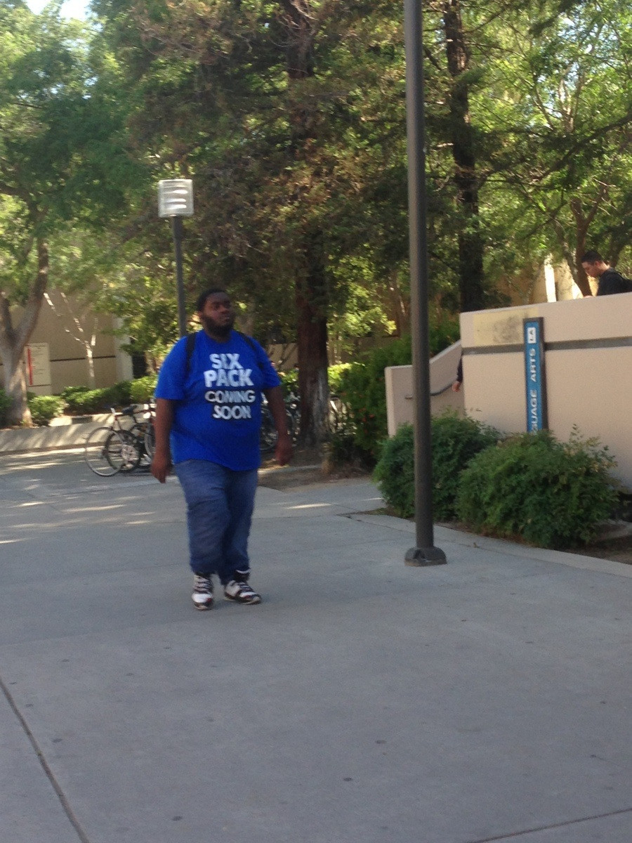 myrandomfunnypics:  Saw this while walking to class