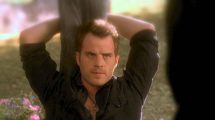 tiedupinthecloset:  Robert Kazinsky tied up in True Blood. I understand the disappointment