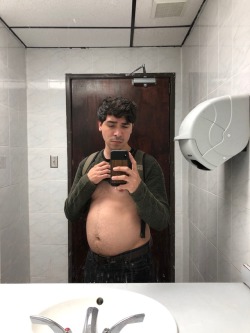 mchlxbelly:  Belly on the office bathroom.