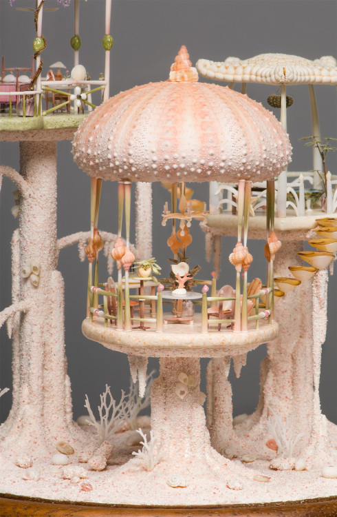 kirakiraclub: This piece of art made by Peter Gabel “Miniature Mermaid House” it&rs