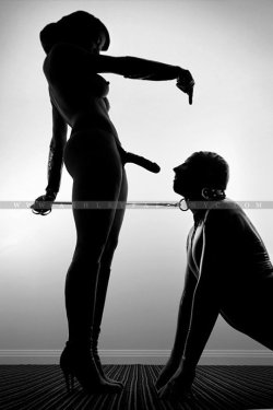 growlbadkitty:I said…SUCK IT!  yes Mistress