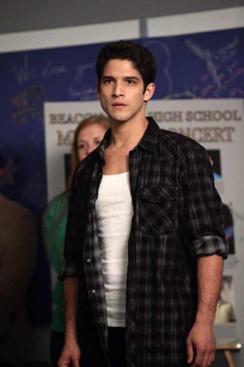 XXX and-then-that-happened:  Tyler Posey  photo