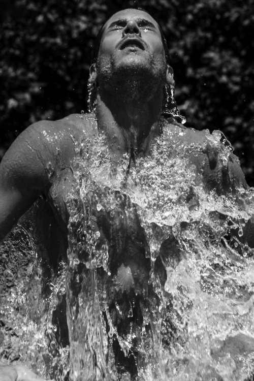libraryofcongresshh:  In a Risk Magazine Online Exclusive, Guillem Cano stars in “Traces of Summer” shot by Álvaro Gracia.