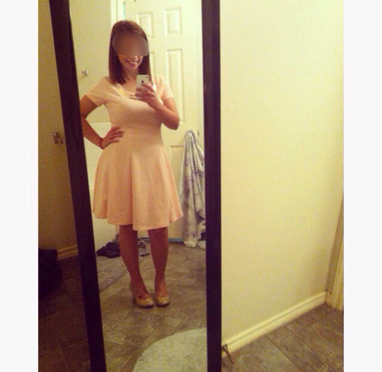 insidehertwistedmind30:  pretty in pink 💋 -her