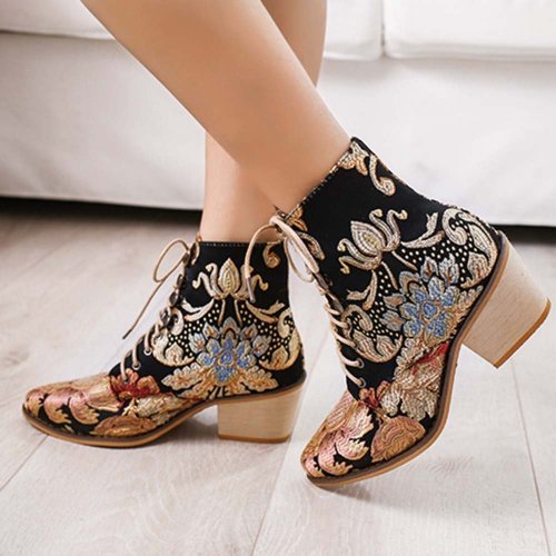 Elegant Flowers Printing Lace Up Block Heel Ankle BootsClick HERE15% OFF coupon code： tumblr789