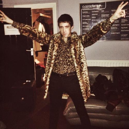 blueberryrecords:  blueberryrecords:  waiting for the whole alex turner/alexa/arielle leopard print coat shit to occur with this  