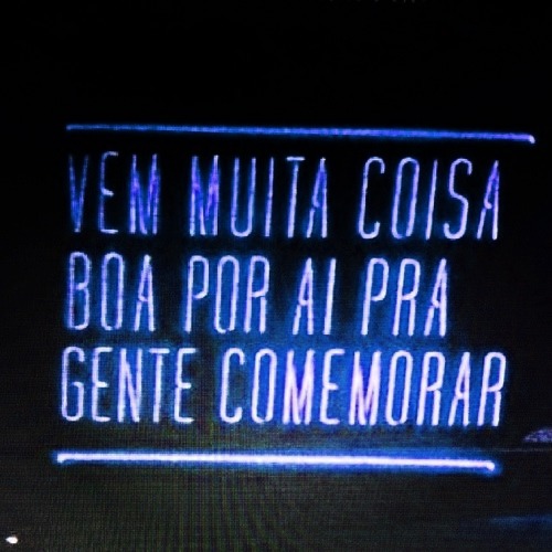 Desejo a todos paz, amor e muita sacanagem ♪♡✌