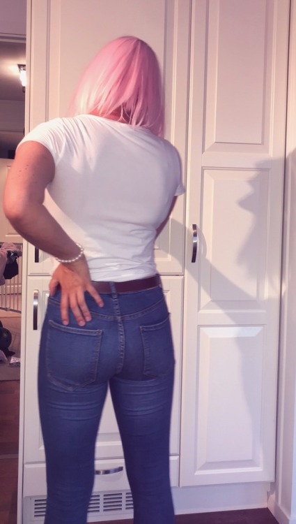 Bought new jeans love them i do really deserve some ass spanking - Keelin Siss
