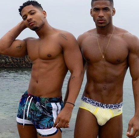 nubiannewyorkers:  you’ll love what you see at: https://www.facebook.com/groups/nubiannewyorkers/