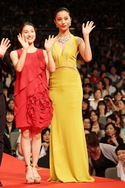 hana-angel:(eiga news 2/2) The Rurouni Kenshin complete showcase on July 23, 2014 in Tokyo, Japan. S