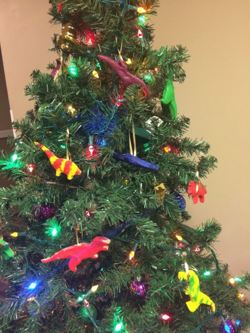 drferox:drferox:Important update!The Denver Dinosaur Hotel has decorated for the holidays. There are