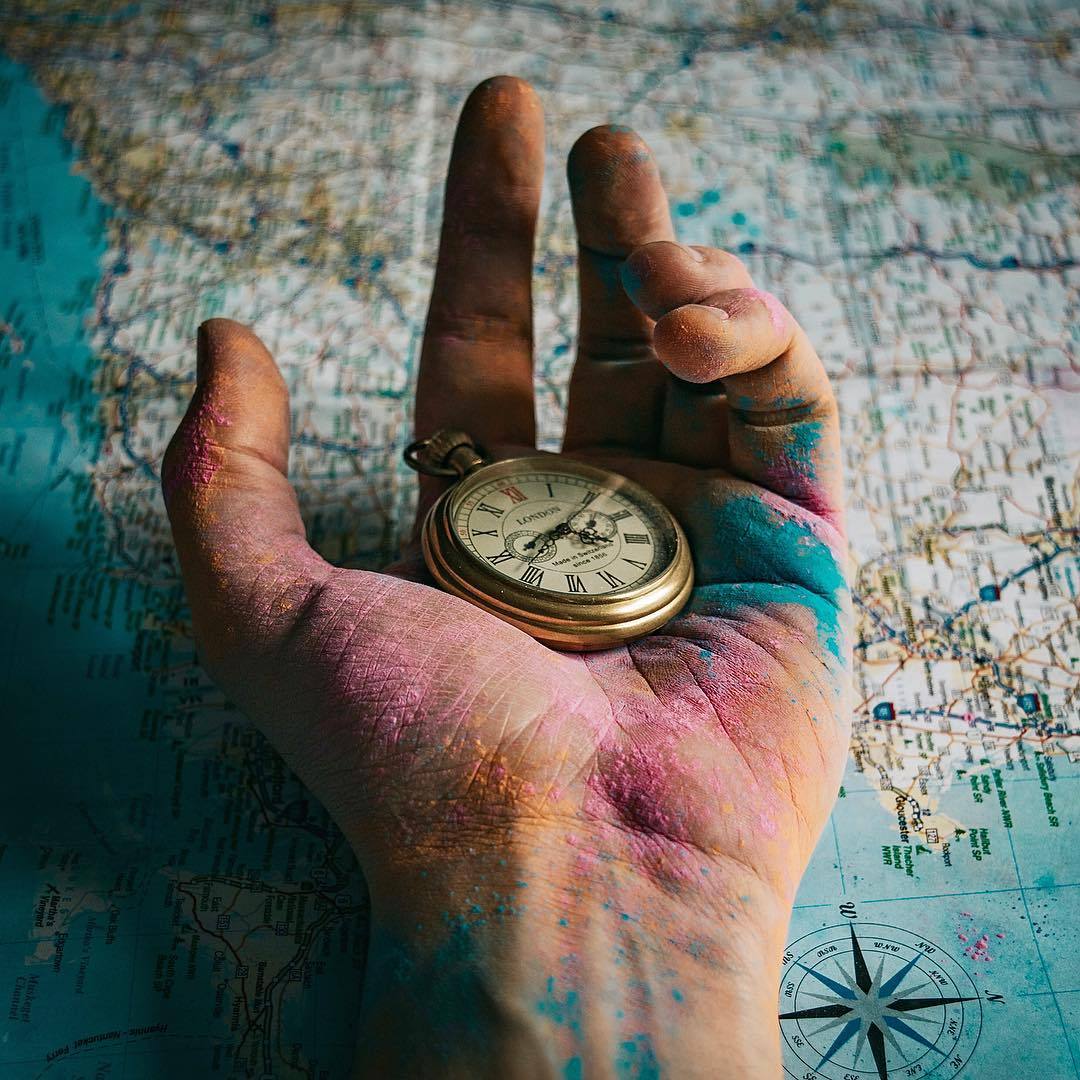 atraversso:  Explore   the world  - Christopher Funk