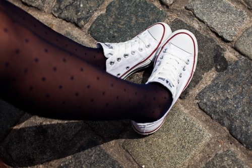 pantyhosefashionqueens:Black polka dot tights &amp; white chucks