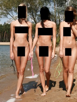 censoredforever:  Naked and hot.