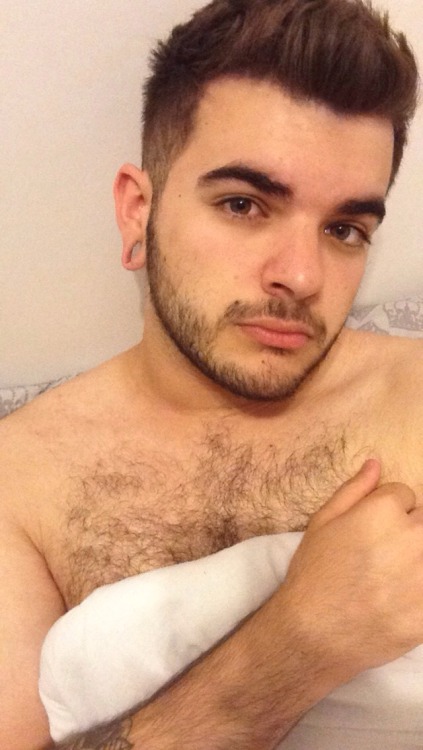 jigglyturk:Nip slips.
