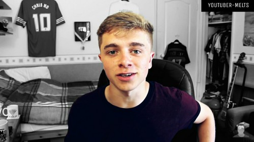 youtuber-melts: I always forget how absolutely lovely Chris is