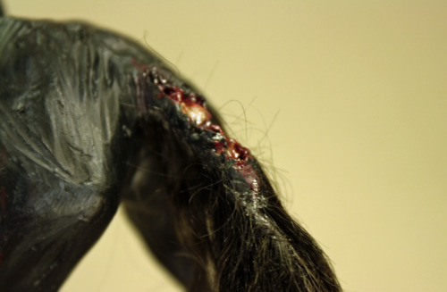 quequinoxart:  “Asakku” the demon horse/ thestral, made from polymer clay over wire and foil, painted in acrylic, with mohair mane and tail. He is about 4 inches long from chest to bum and 6 inches tall. I made him back in September/ October,