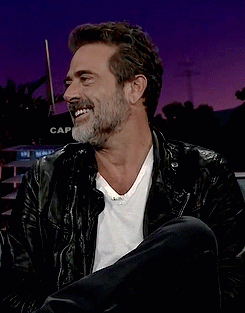 babydollbearr:  Unf